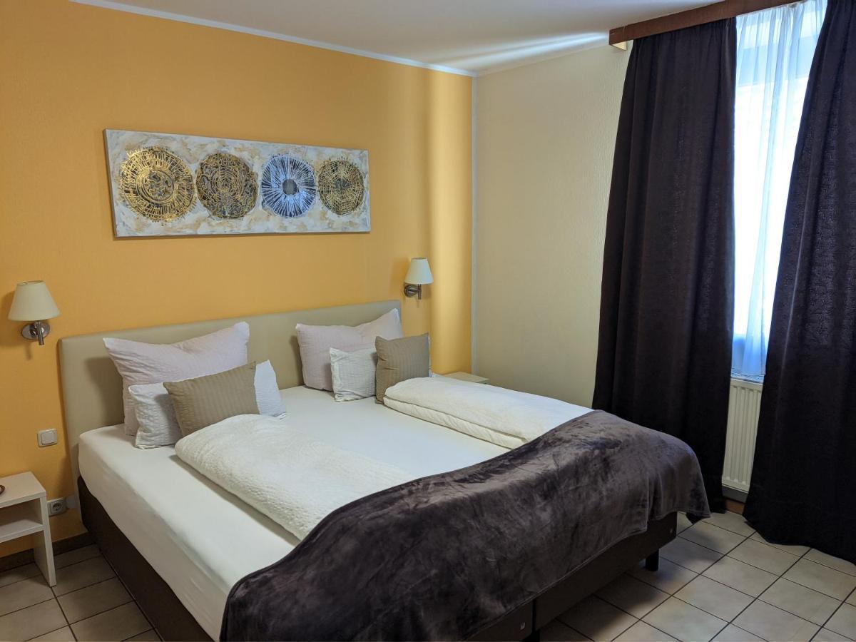 Hotel Rath Schwalmtal エクステリア 写真